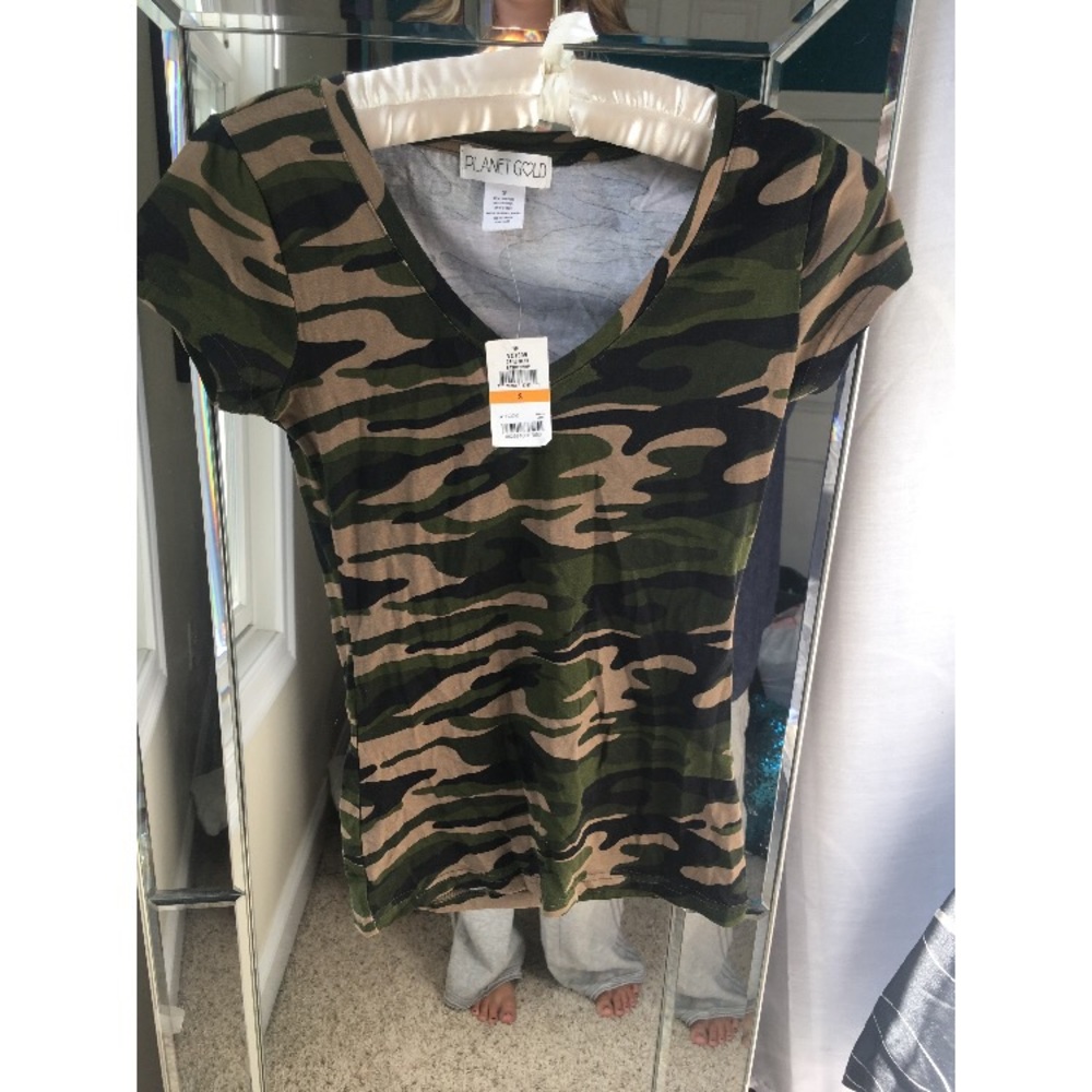 camo t-shirt